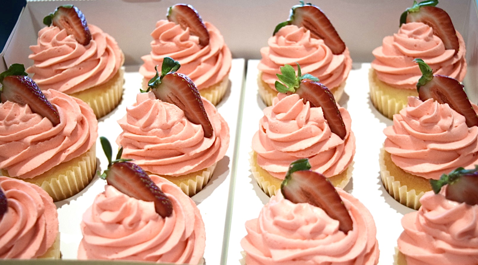 12 Strawberry Cupcakes with toppers