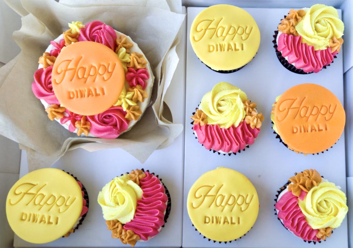 8 Diwali Cupcakes + Bento Cake