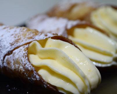 Vanilla Cannoli