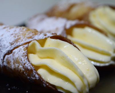 Vanilla Cannoli